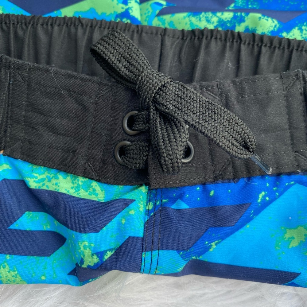 Boy’s Small Adidas Swim Trunks - Picture 8 of 9